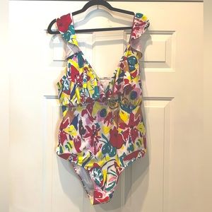 Bright Cutesy One-Piece Swimsuit SHEIN Size 3XL (16-18)